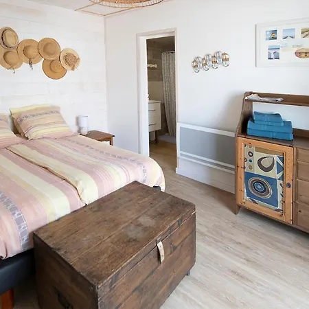 Holiday home Maison Le Clos Joli *