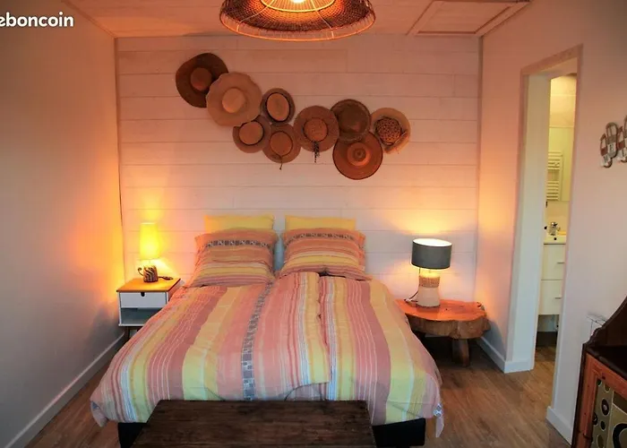 Maison Le Clos Joli * סן-ז'יל-קרואה-דה-וי